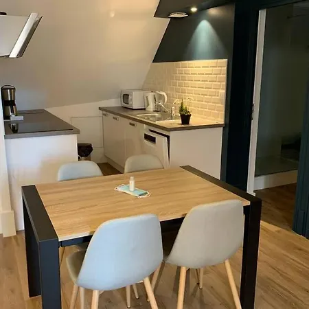 Ferienwohnung Le Cheval Bixio Beaune  Exterior foto