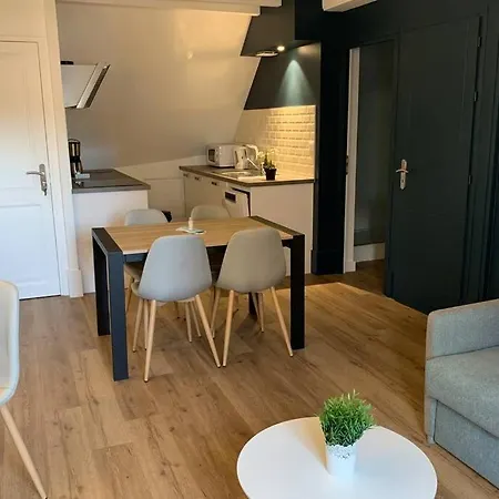 Ferienwohnung Le Cheval Bixio Beaune  Exterior foto